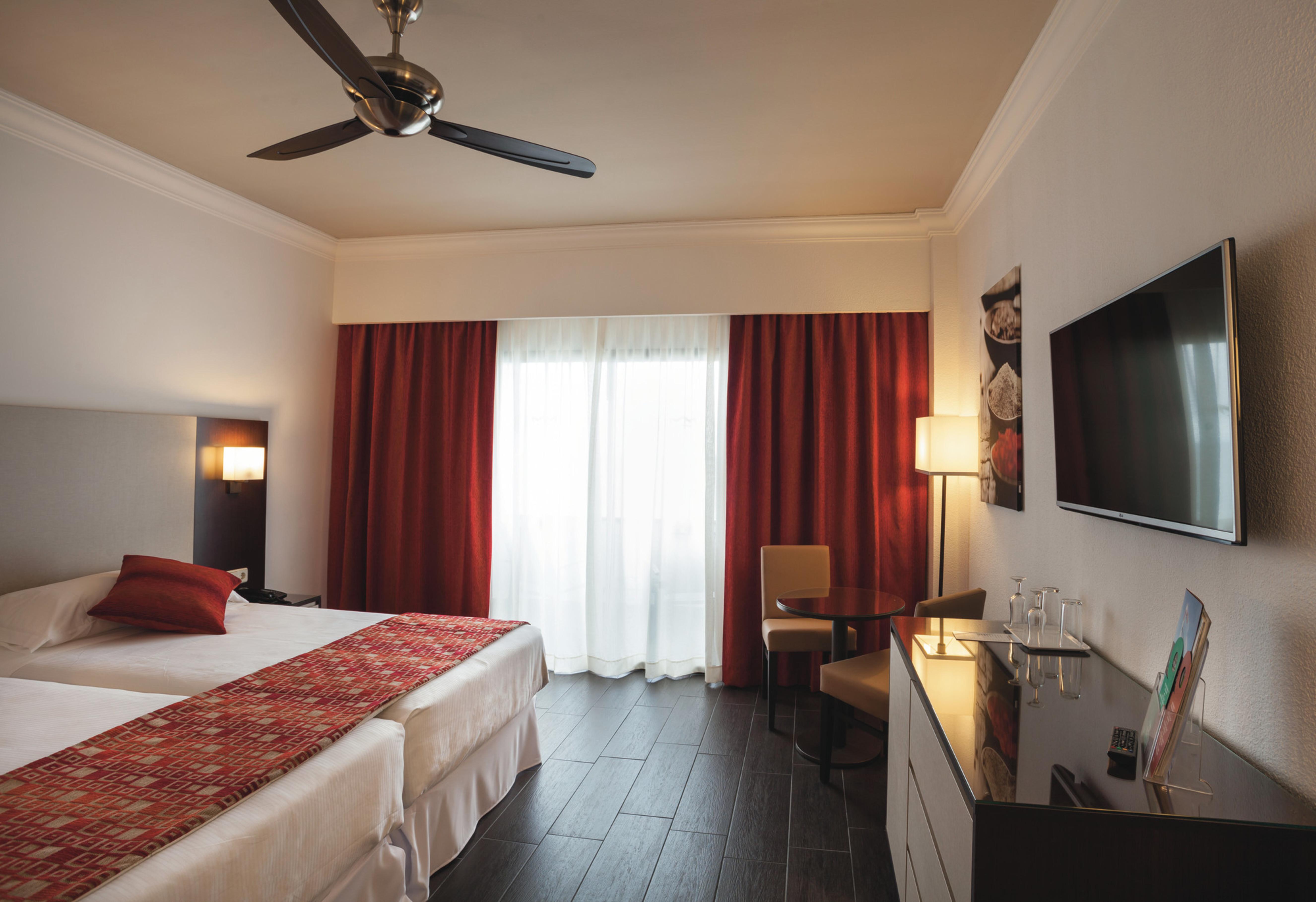 Hotel Riu Monica - Adults Only نيرخا المظهر الخارجي الصورة