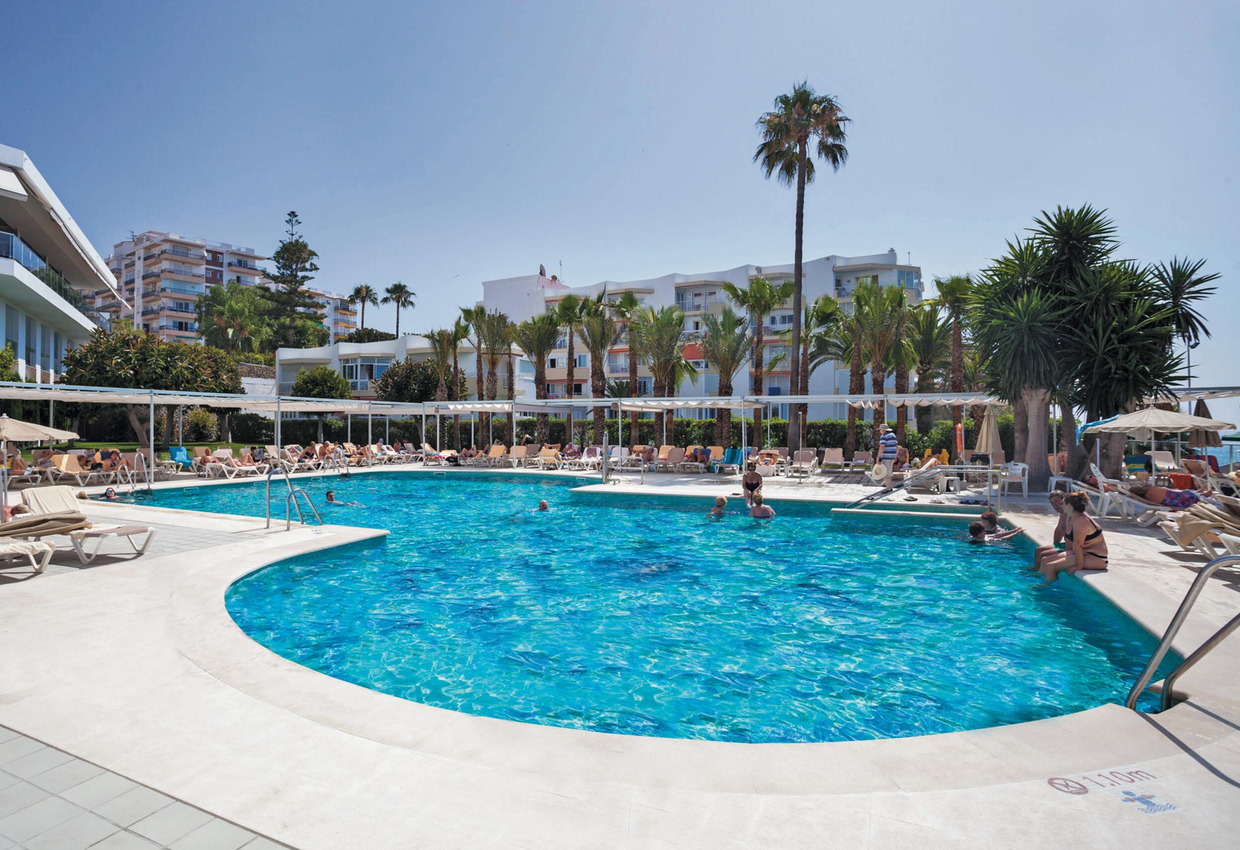 Hotel Riu Monica - Adults Only نيرخا المظهر الخارجي الصورة